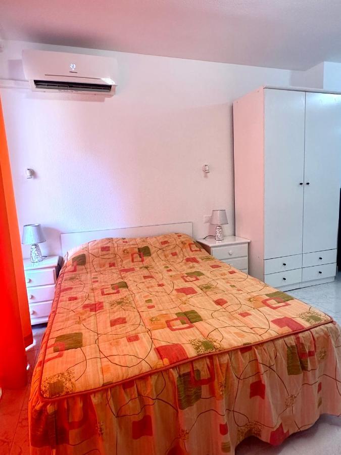 Estudio A 1 Minuto De La Playa Appartement Torrevieja Buitenkant foto